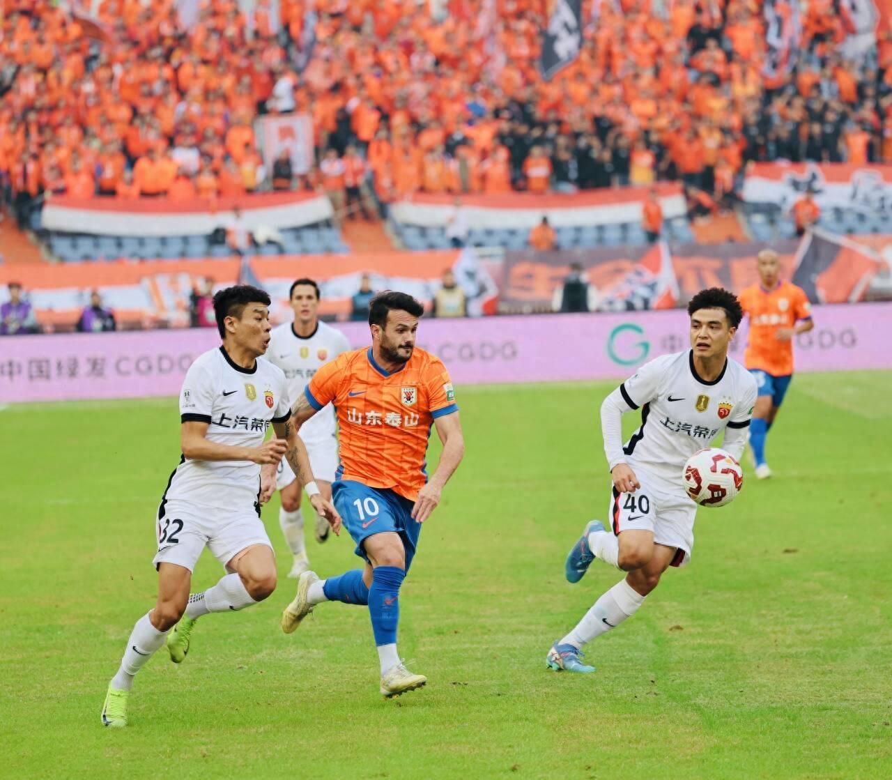 中超冲刺阶段走向成谜;休斯敦火箭防线松动;压力陡增;赛季目标并未改变 中超冲刺阶段走向成谜;休斯敦火箭防线松动;压力陡增;赛季目标并未改变