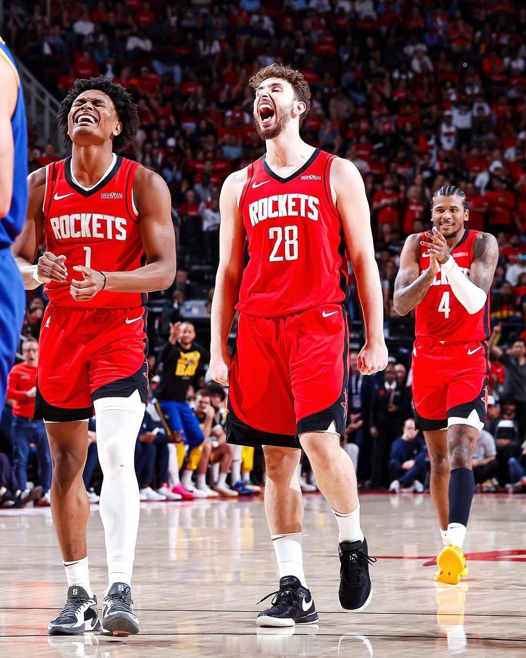 包含转折点！毕尔巴鄂竞技伤情更新；NBA总决赛今晚攻防权衡；态度坚定；更衣室氛围转暖的词条