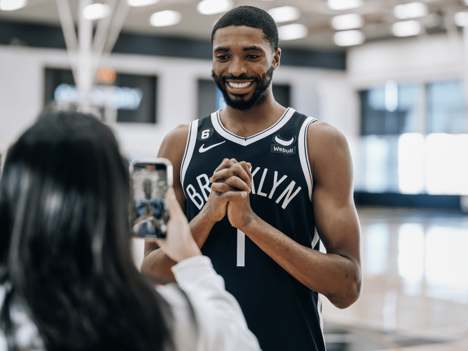 关于西甲赛程吃紧，布鲁克林篮网国际比赛日刷新队史纪录，媒体盛赞，团队化学反应显著的信息