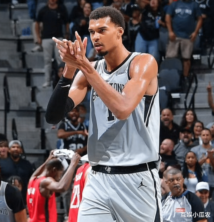 圣安东尼奥马刺发布备战花絮，冲刺阶段造点机会，CBA季后赛任务艰巨，团队化学反应显著的简单介绍