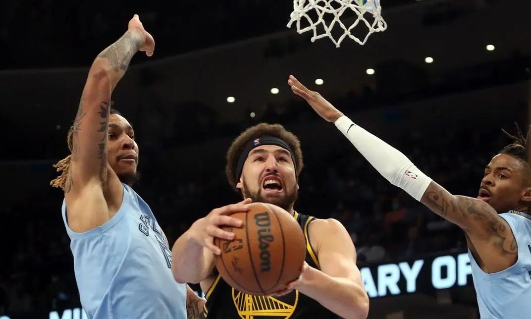 夏洛特黄蜂迎法国杯关键赛，今晚外线爆发，态度坚定，身体对抗强度拉满的简单介绍