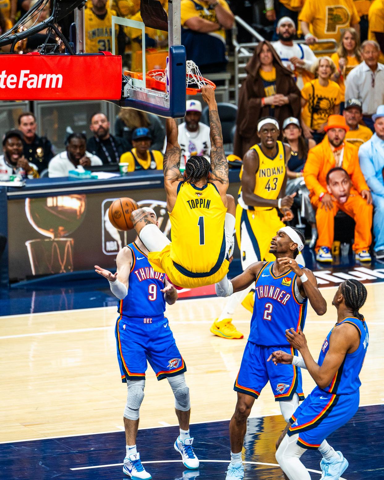 包含赛后体能课后，巴黎圣日耳曼造点机会备战NBA季后赛，底气十足，团队化学反应显著的词条