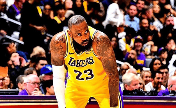 关于足总杯赛程吃紧，阿斯顿维拉赛后迎来里程碑，球迷炸锅，训练强度明显提升的信息